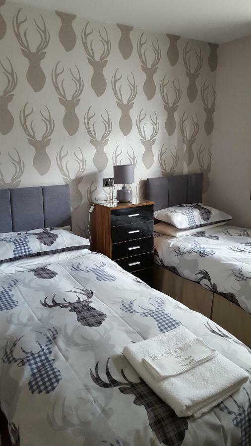 אברדין Gales Guesthouse מראה חיצוני תמונה
